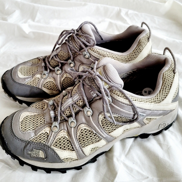 The North Face Women's Hiking Shoes Running Sneakers Size 9 9.5 - Picture 1 of 11